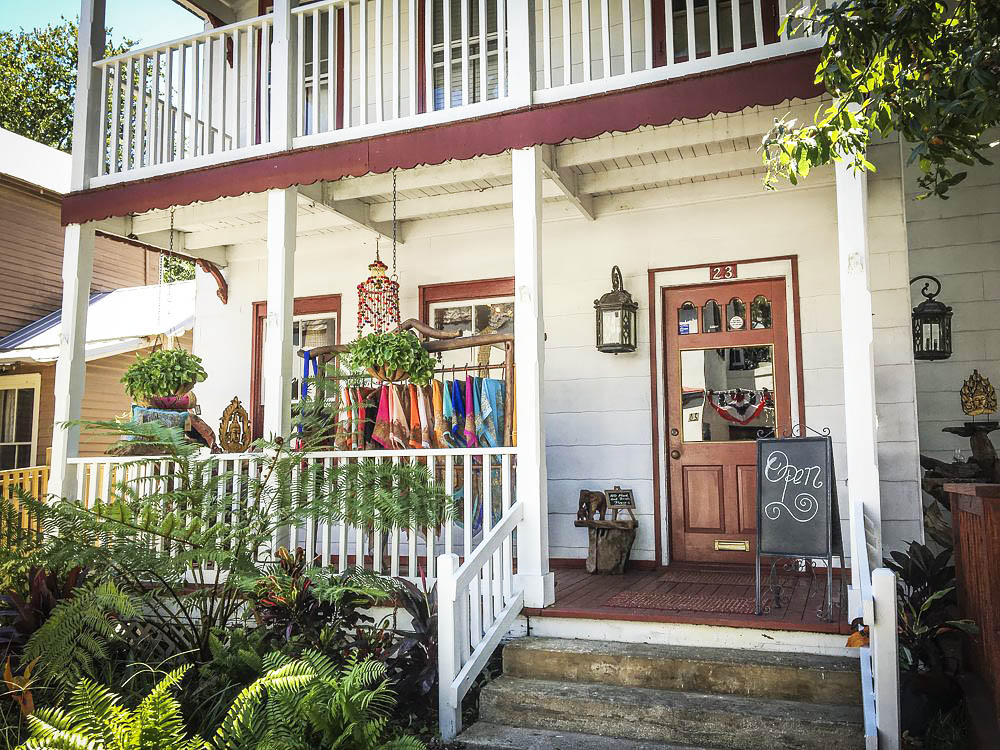 the-golden-gypsy-store-front